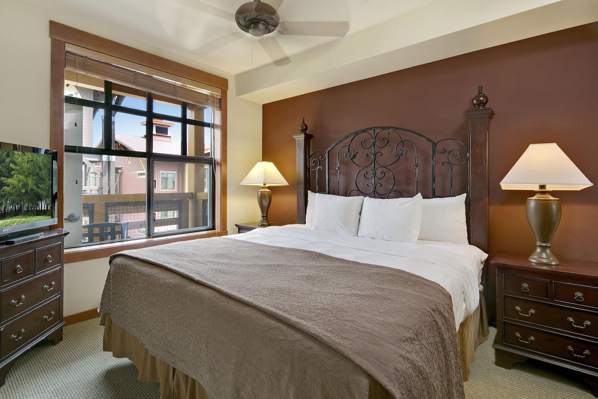 Resort The Village 4*